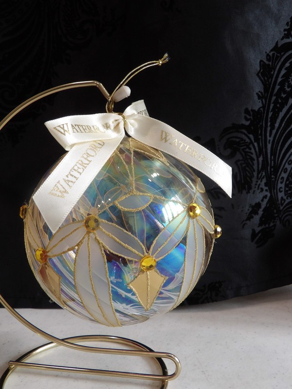 MIB~Waterford Heirloom Holiday Kilbarry Stained Glass Ball Ornament~Italy