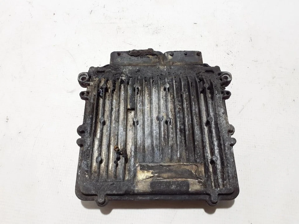 Mercedes-Benz Vito Viano W447 2015 Diesel Engine Control Unit Module A6519002803 - Image 4 of 4