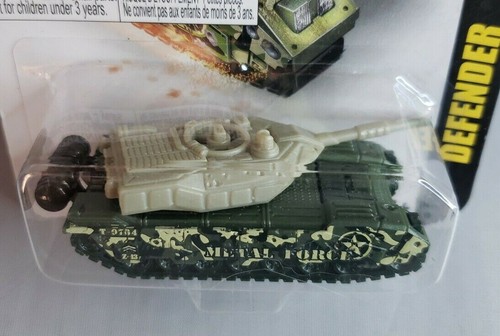 Metal Machines Defender Diecast - Picture 2 of 3