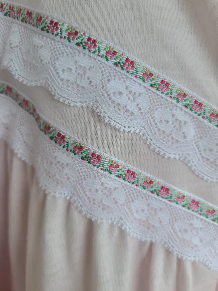 Camisón Shadowline para mujer 2X rosa pastel suave 3 botones escote encaje detalles Foto 3 de 4