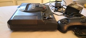 Sega Genesis 1601 Model Generation 1 Console Bundle With 2 Controllers