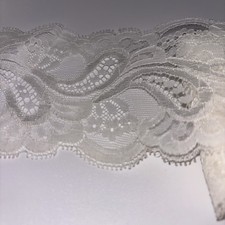 5 Yards White Scalloped Lace 3" Wide Vintage D10