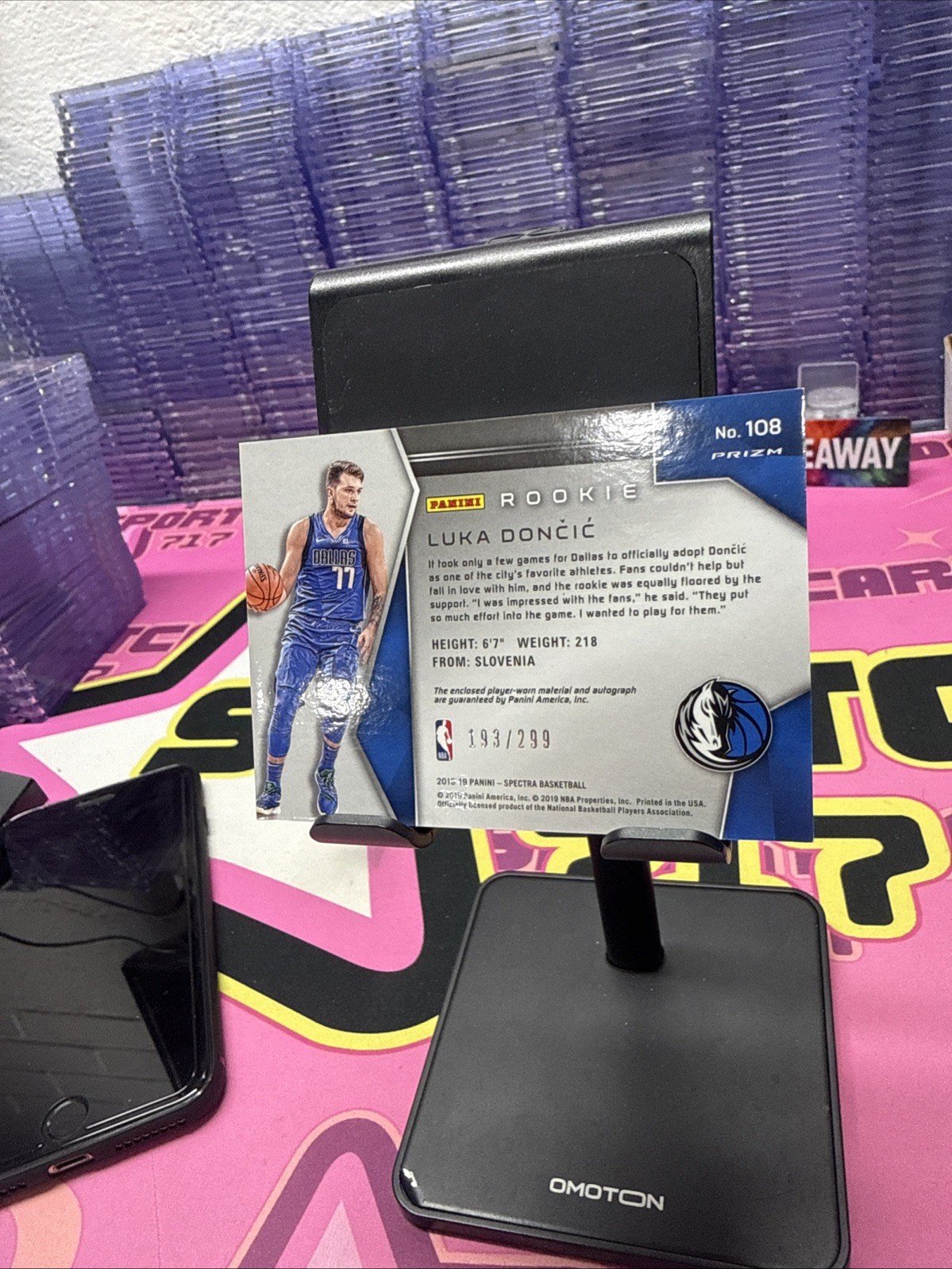 2018-19 Spectra Silver Prizm Luka Doncic RPA ON CARD AUTO /299 (Check Pics) view 2