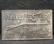 WL01114 VINTAGE 1970s  WINCHESTER REPEATING ARMS  GUN MANUFACTURER BELT BUCKLE