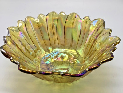 Vintage Indiana Amber Carnival Glass Iridescent Lily Pons/Sunflower Bowl, 7 