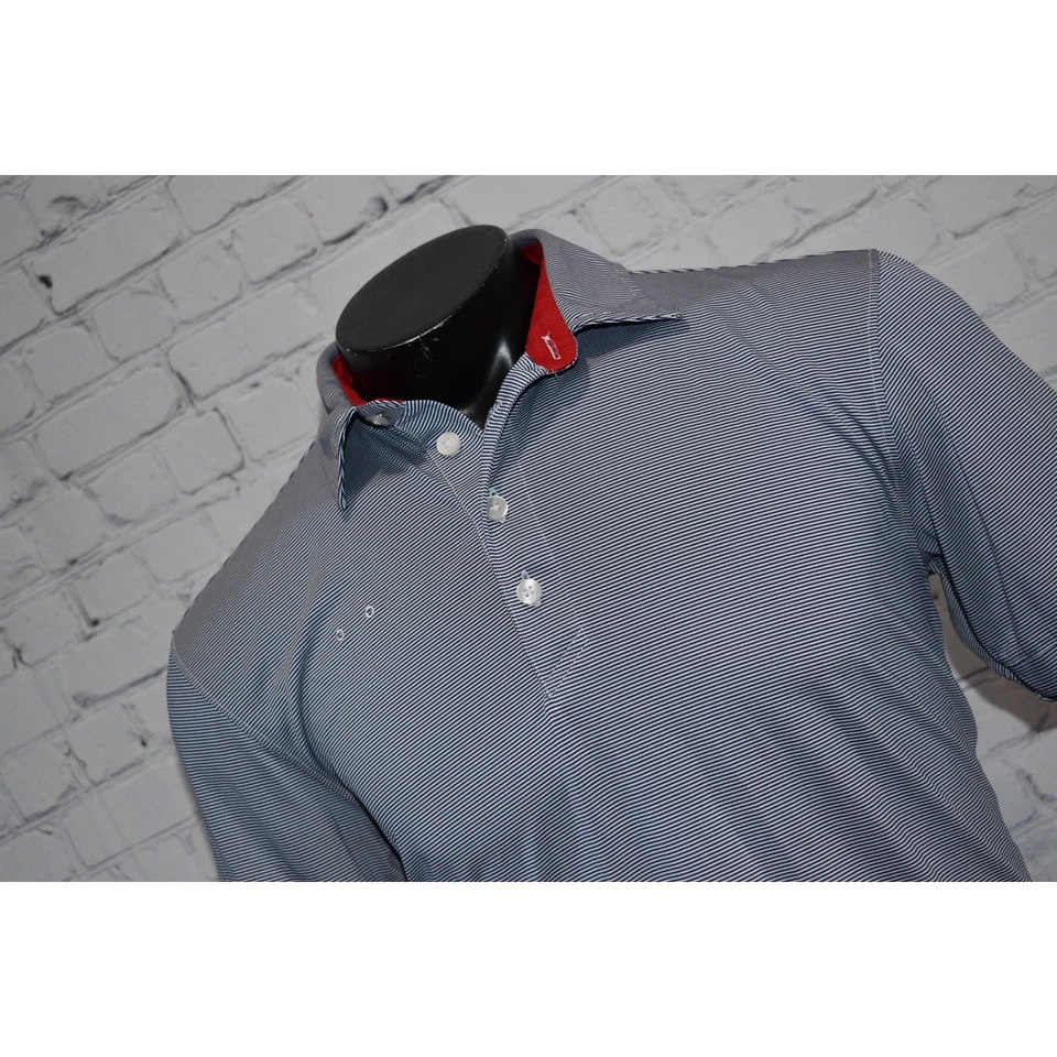 Polo de golf Chick-fil-A para hombre adolescente talla mediana uniforme de equipo de trabajo poliéster Foto 3 de 4