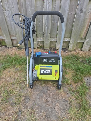 #ad ryobi 1700 psi 1.2 GPM Electric Cold Water Pressure Washer Tested Works $75.00