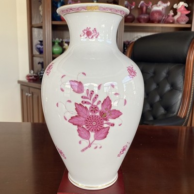 Incredible 12.5  Herend Vase in the Chinese Bouquet Apponyi Raspberry.  24K Gold