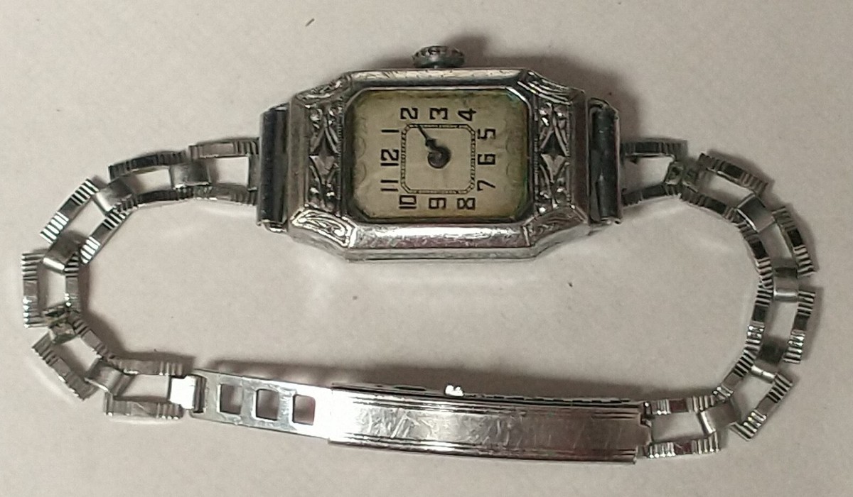 1920s Art Deco Design Bedford Ladies Watch  display picture 1