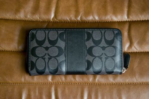 COACH Women's Long Zip-Around Wallet In Signature Canvas (Graphite - Black) - Picture 3 of 11