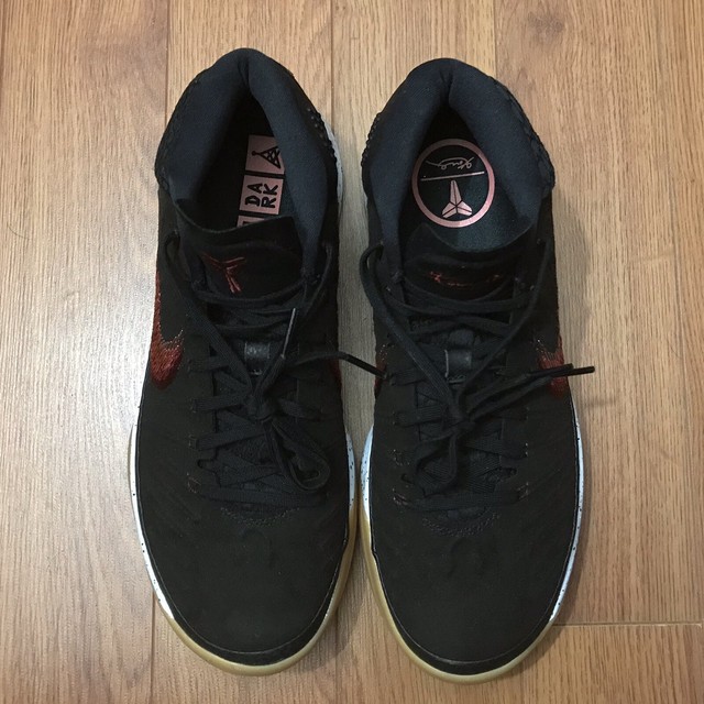 kobe ad size 8