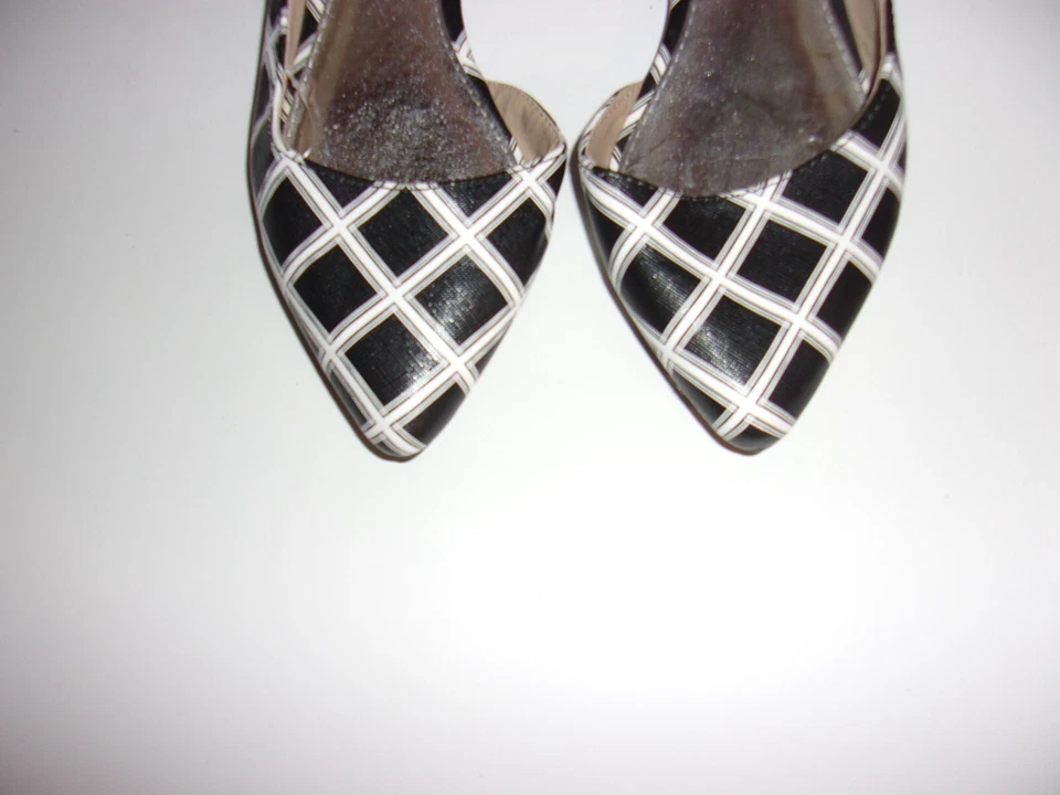 NEW BRASH Women's Black & White Pointed Toe Cut Out Slip On Flats SIZE 8.5 - Image 2 of 4