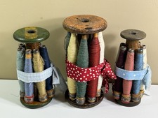 Vintage Lot of 25 Industrial Wooden Yarn Spool Spools  Thread Bobbins Wood -B44
