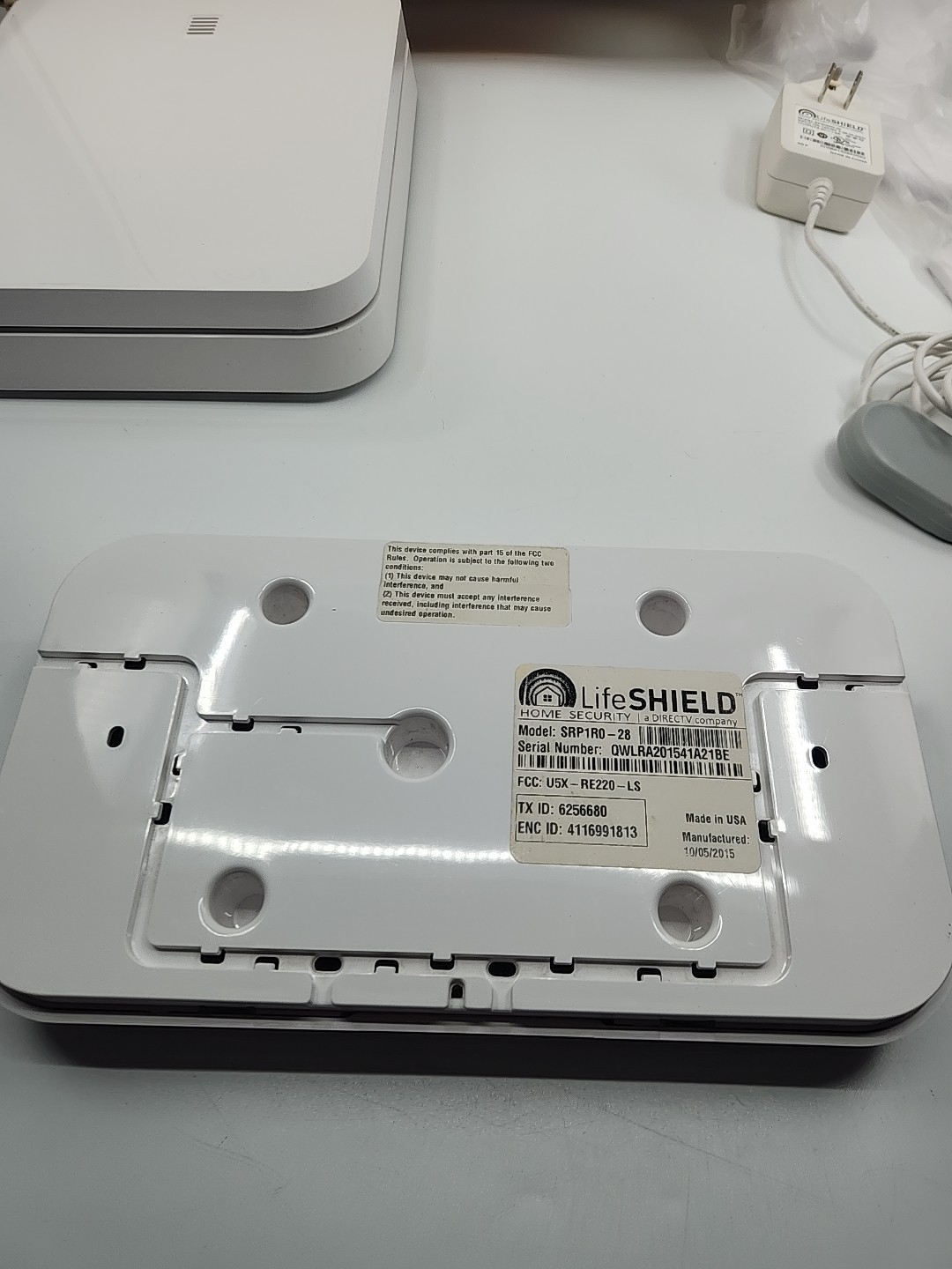 LIFESHIELD HOME SECURITY SYSTEM S30 STATION, SPR1R0 -28 Power Supply, 2 REMOTES