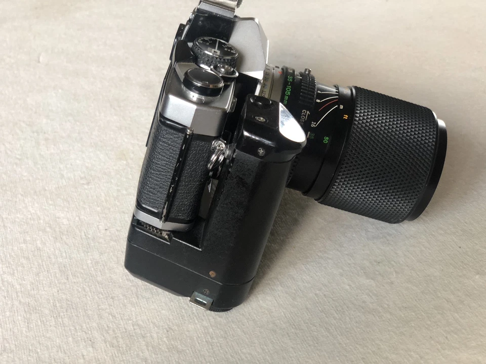 olympus OM-2n + Zoom 35-105 + Winder Top!!!! Tout fonctionne Viseur Clean - Photo 2/3