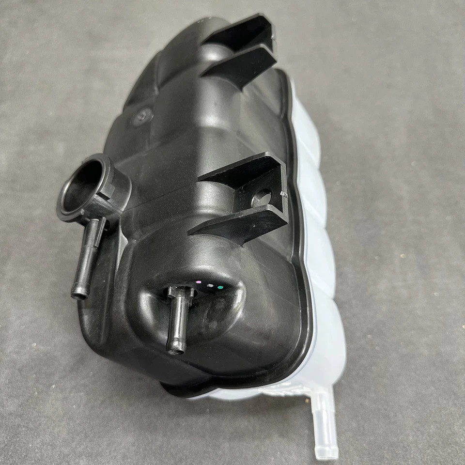 Tanque de botella de desbordamiento de refrigerante de radiador para Nissan Armada INFINITI QX80 QX56 5,6 L Foto 4 de 4