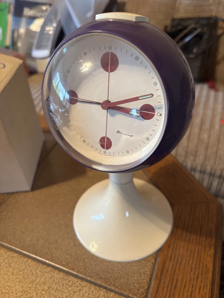 Vintage Space Age Wecker mit einem Tulpenfuß von Blessing in Lila Weiß! - Bild 2 von 2