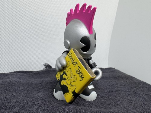 Kidrobot Bots 3” Mini Series Anarchy Black Shirt Vinyl Figure Only No Box - Picture 3 of 5