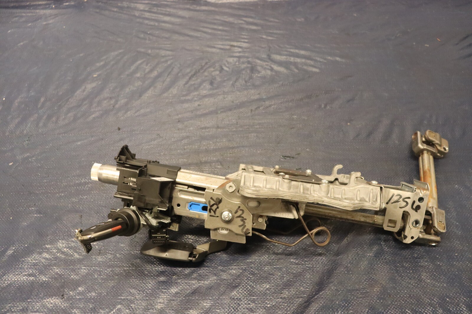 2012 AUDI R8 5.2 QUATTRO SPYDER V10 OEM STEERING COLUMN W INGITION & KEY #1256