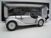 Bmw 328 Bj. 1936 In Silber Limitiert Auf 504 StüCk MaßStab 1:18 Minichamps Neu