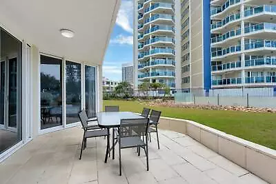 Beachfront 3 Bedroom Apartment Surfers Paradise Property For Beachfront 3 Bedroom Apartment Surfers Paradise