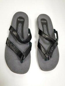 propet flip flops