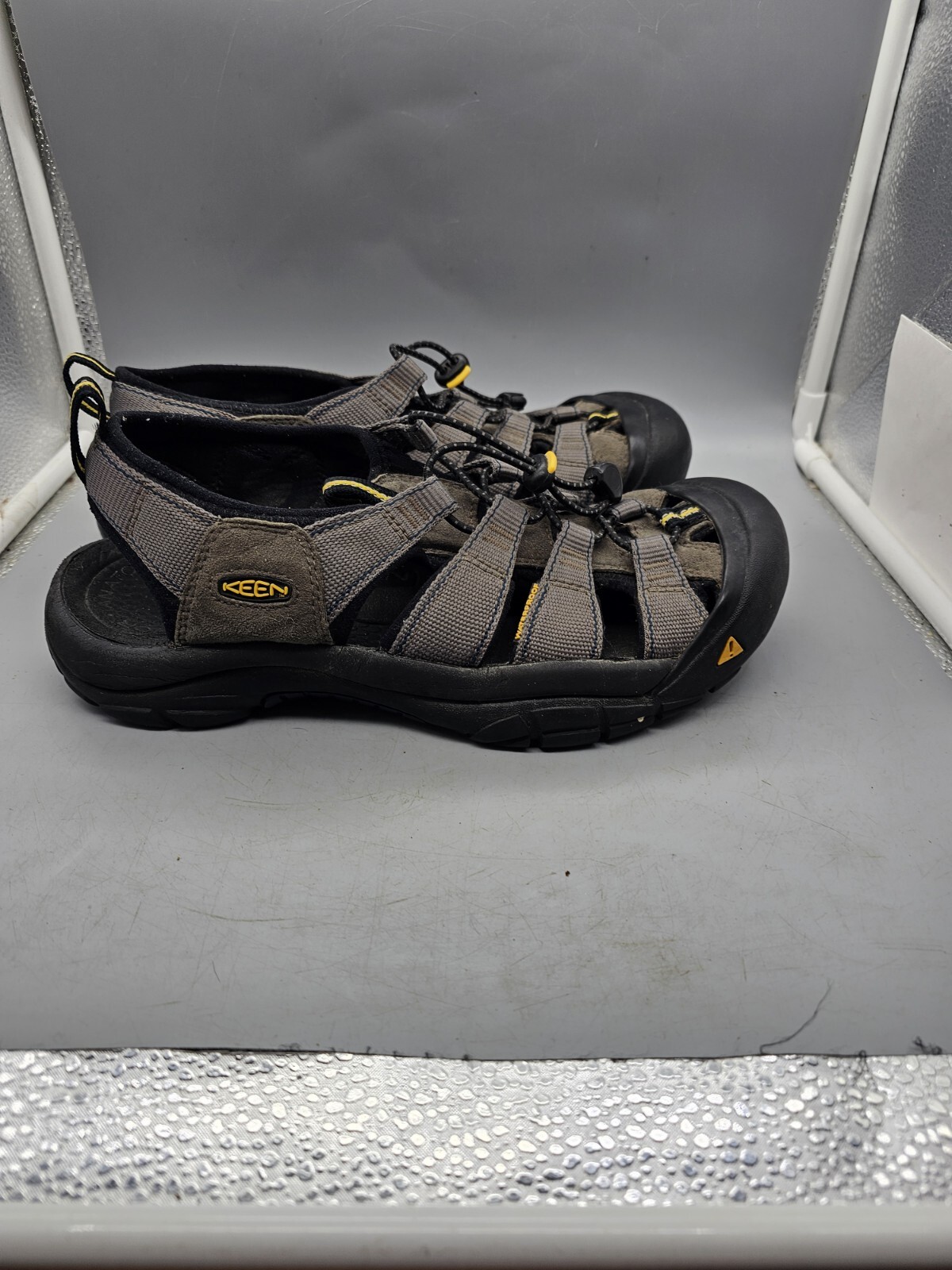 Sandali Keen uomo taglia 7 grigi con cinturino escursionismo acqua donna 9 5