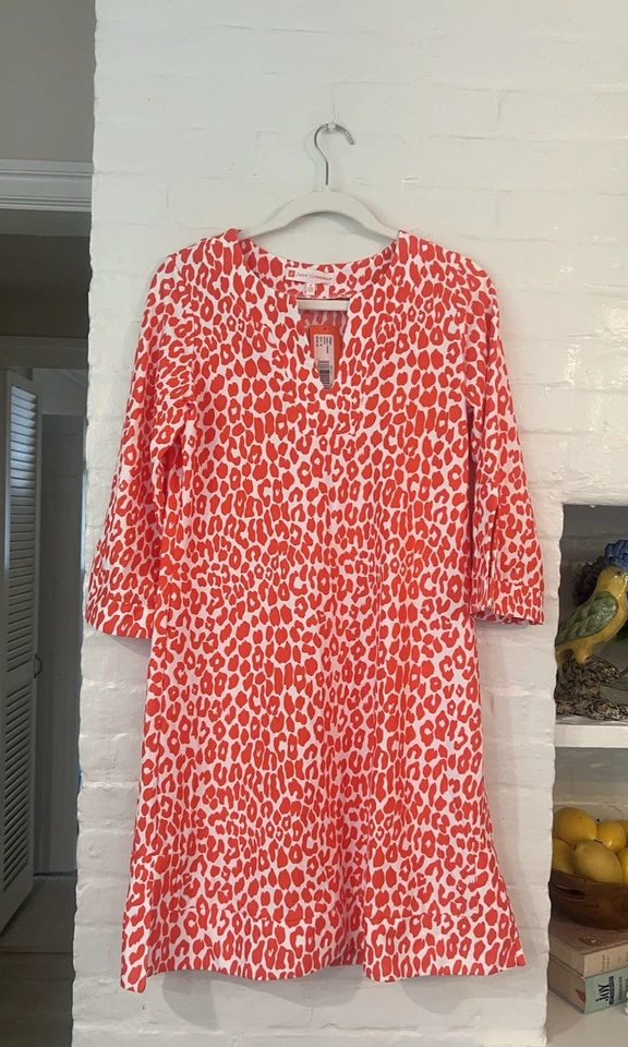 NUEVO CON ETIQUETAS Vestido Jude Connally Mujer Naranja Leopardo, Manga 3/4, Cuello en V, M