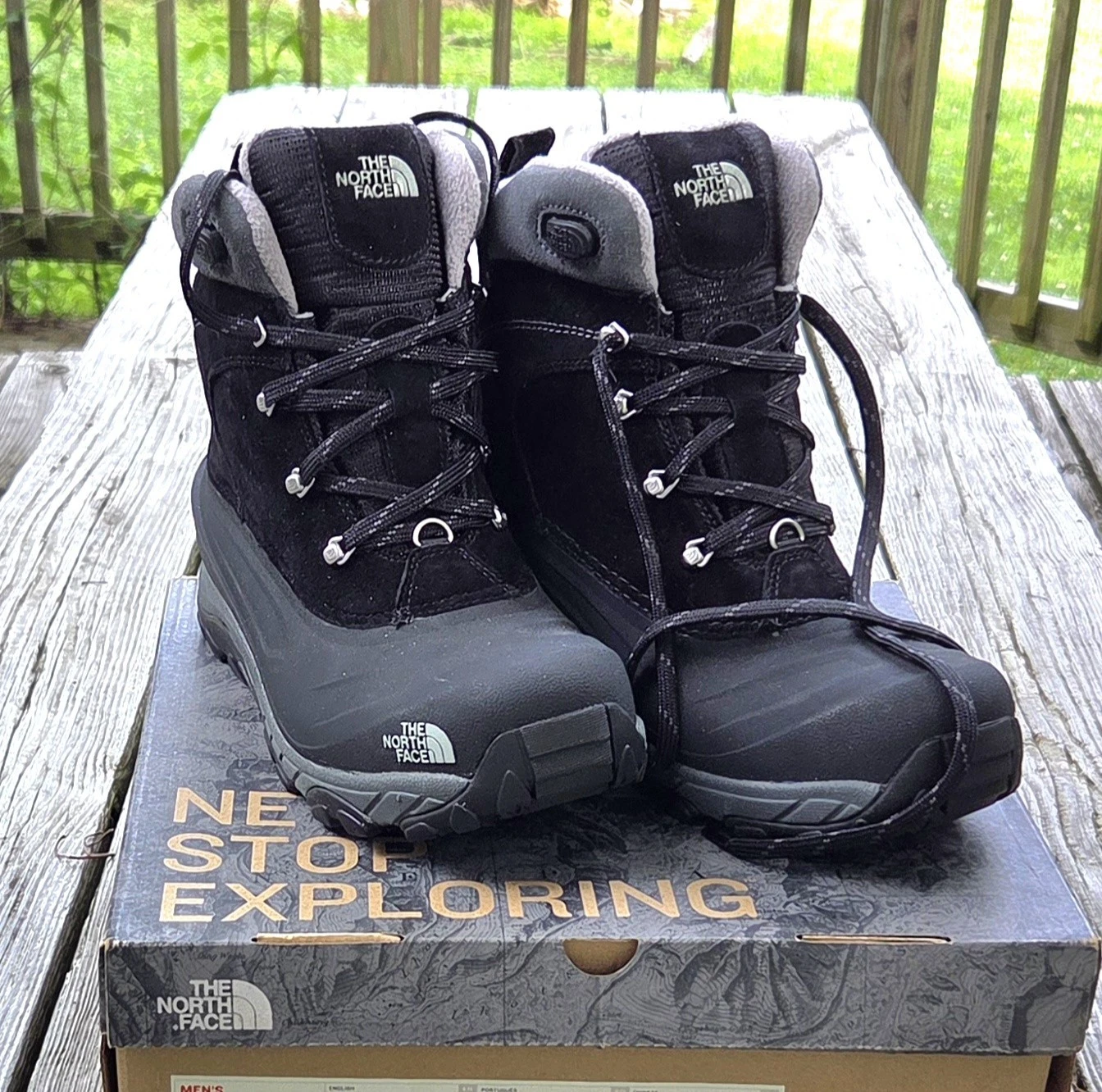 The North Face Chilkat II Boots Men's 10.5 Black Gray Waterproof 200g NIB