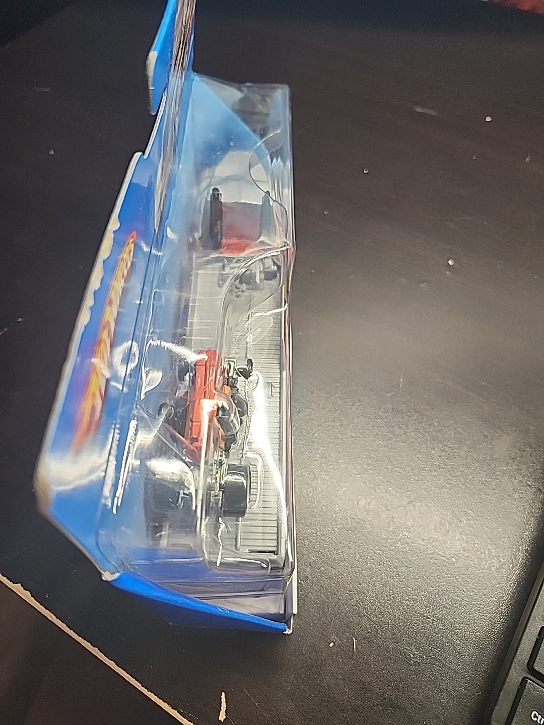 Foto 11 di 12