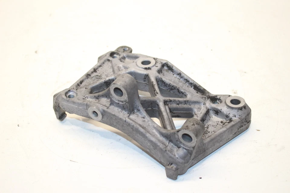 Infiniti QX4 2003 3,5 AC soporte de compresor OEM Foto 2 de 4