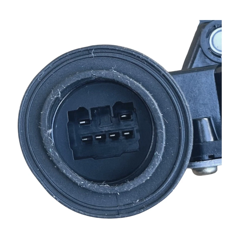 Front Left Window Regulator With 6 Pins Motor for Toyota Corolla ZRE152 07-14 - Image 4 of 4