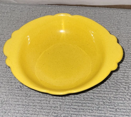 Vtg Frankoma Yellow 40B Dish, Scalloped Edges