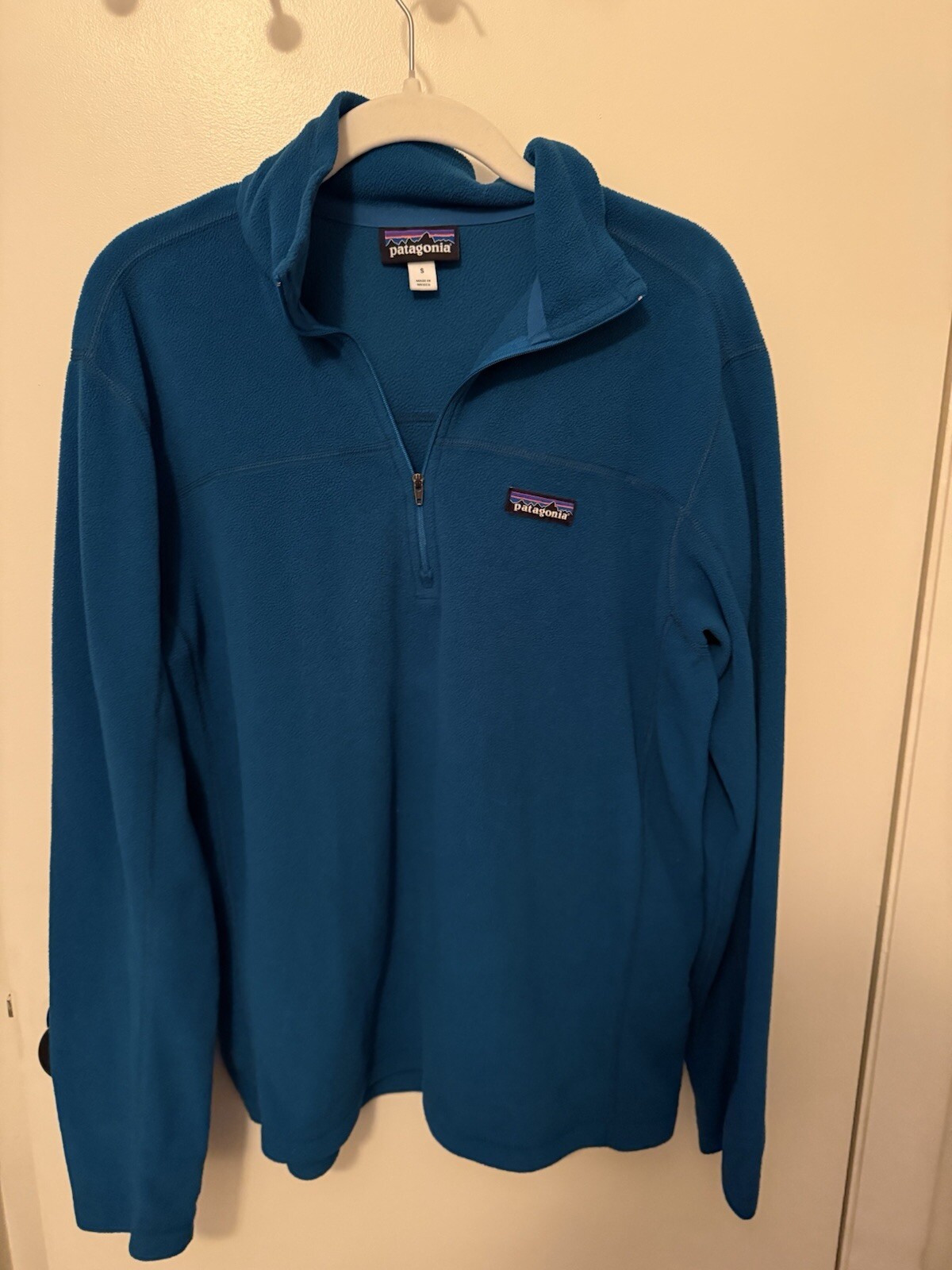 Men's Small Teal Patagonia 1/4 Zip Lightly Used