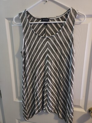 ab studio Beautiful Tank Top. Size Large. Striped. Super Soft. 