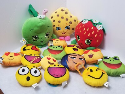 LOT OF OVER 10 SHOPKINS & EMOJI PLUSHES 3.5' EMOJIS & 6.5'' SHOPKINS PLUSH TOYS
