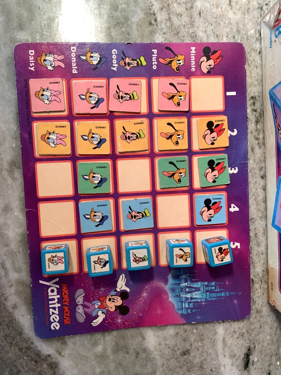 Disney - ヤッチー YAHTZEE: Disney Stitch - Tiki Style Dice Cup Board Game