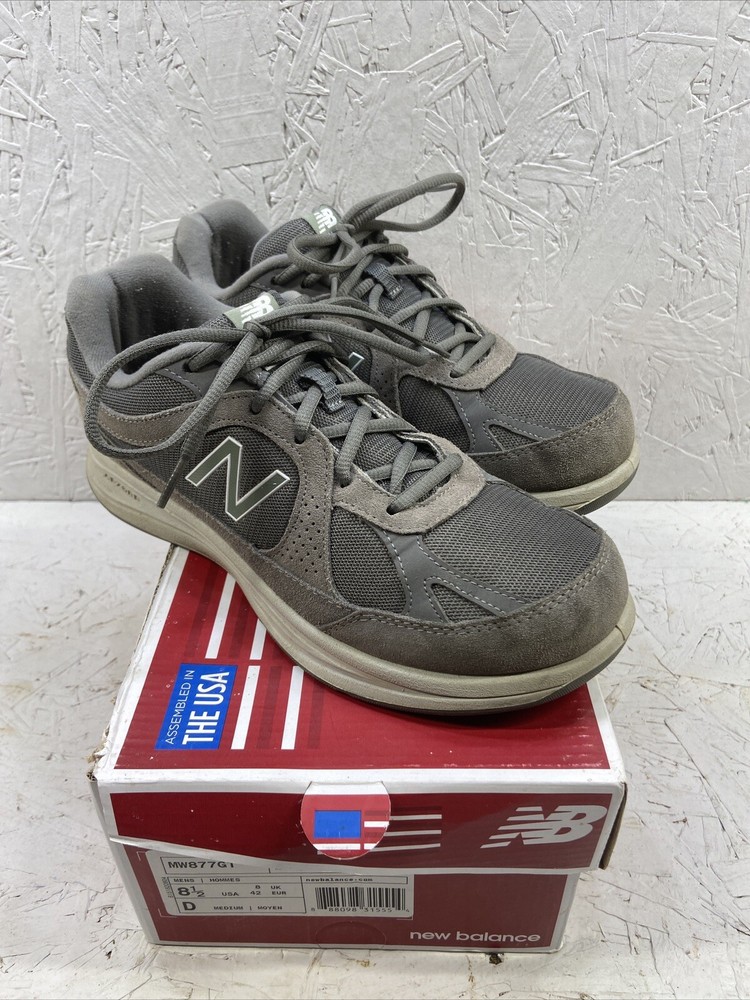 New Balance 877 Grey Mens Size 8.5 Like New With Original Box