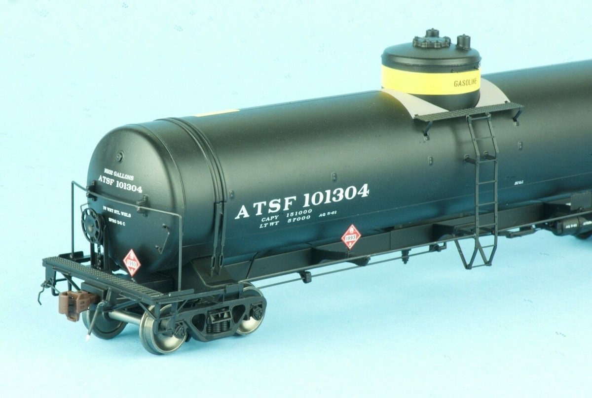 American Limited ALM1839 HO Scale GATC Tank Car, ATSF #101304 American Limited ALM1839 HO Scale GATC Tank Car, ATSF #101304