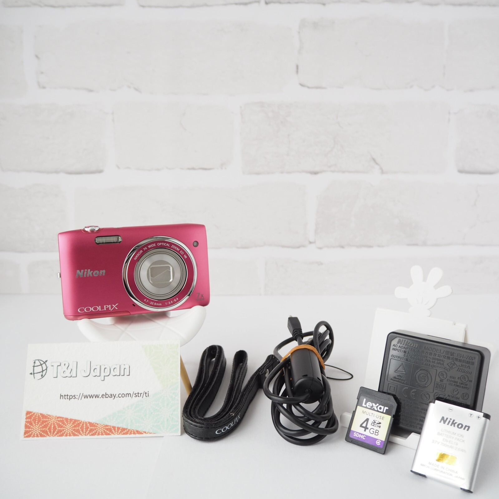 Mint Nikon Coolpix S3500 20.1MP Pink Compact Digital Camera Japan Model