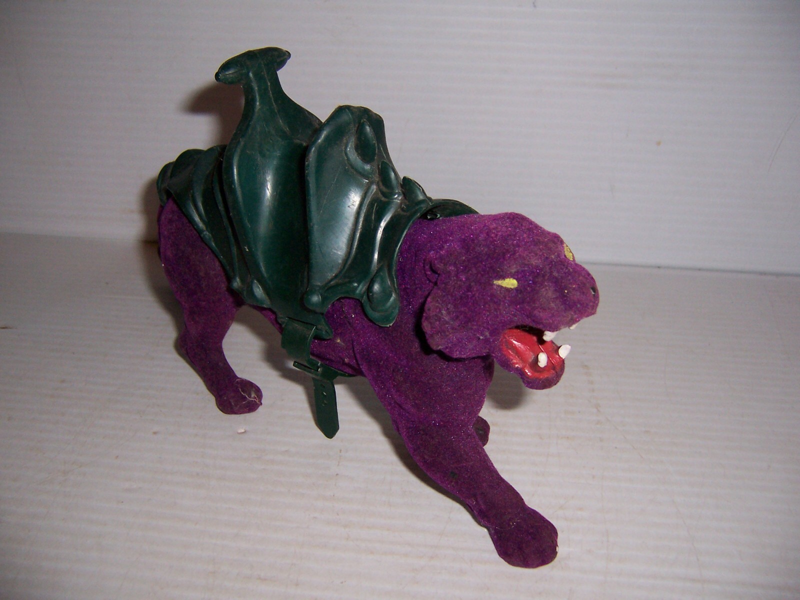 1983 los Amos del Universo Amos del Universo Panthor púrpura Battle Cat figura con silla de montar 1983 los Amos del Universo Amos del Universo Panthor púrpura Battle Cat figura con silla de montar
