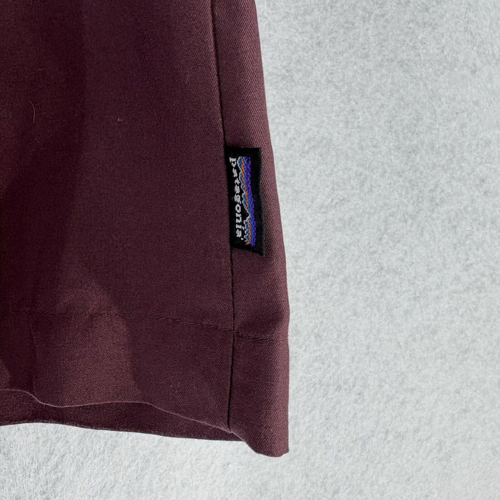 Patagonia Women’s Size 8 Burgundy Outdoor Crop Pants Active Zipper Pocket thumbnail 4