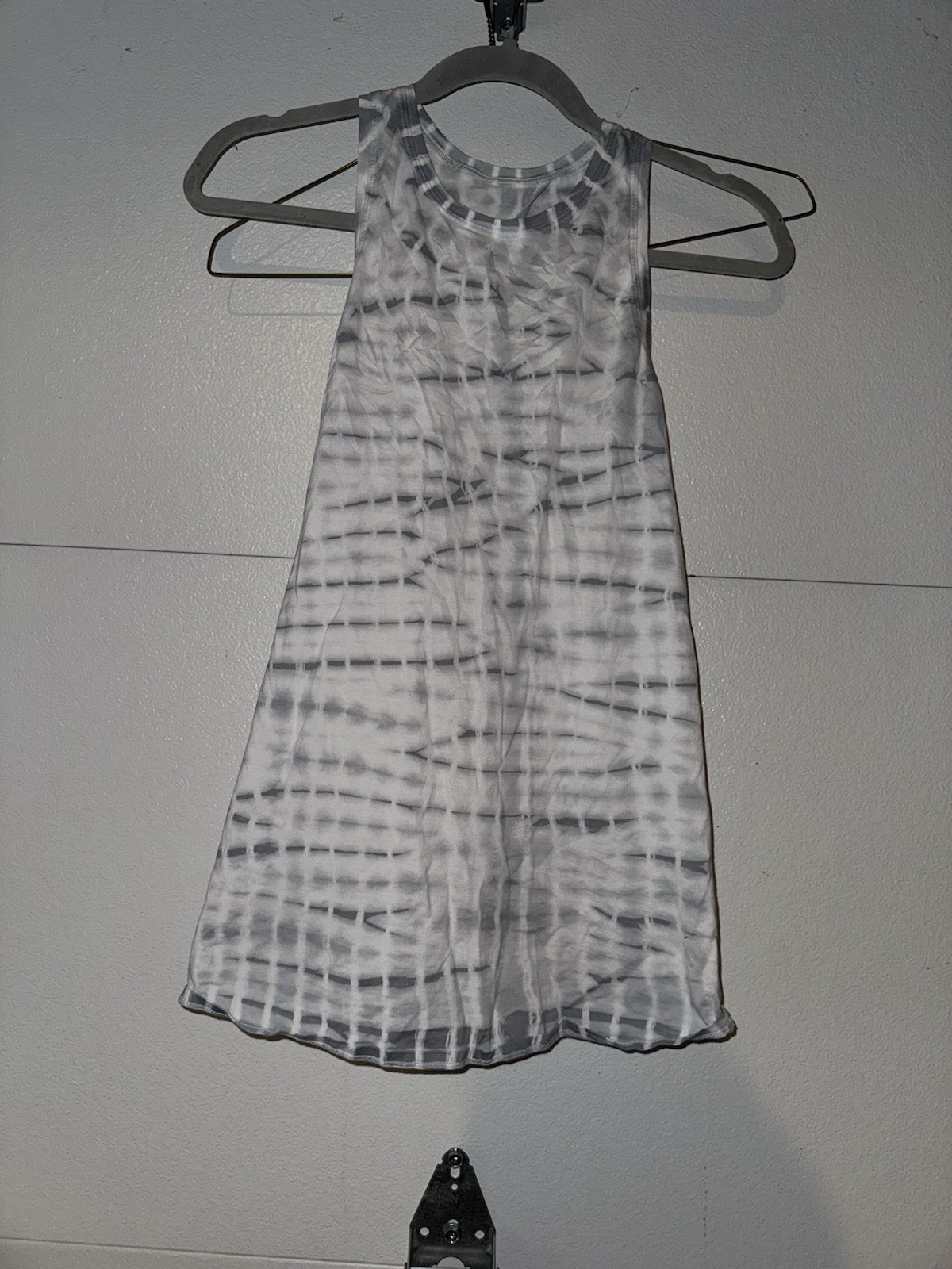 Lululemon Women's Lightweight Split Back Training… - image 3