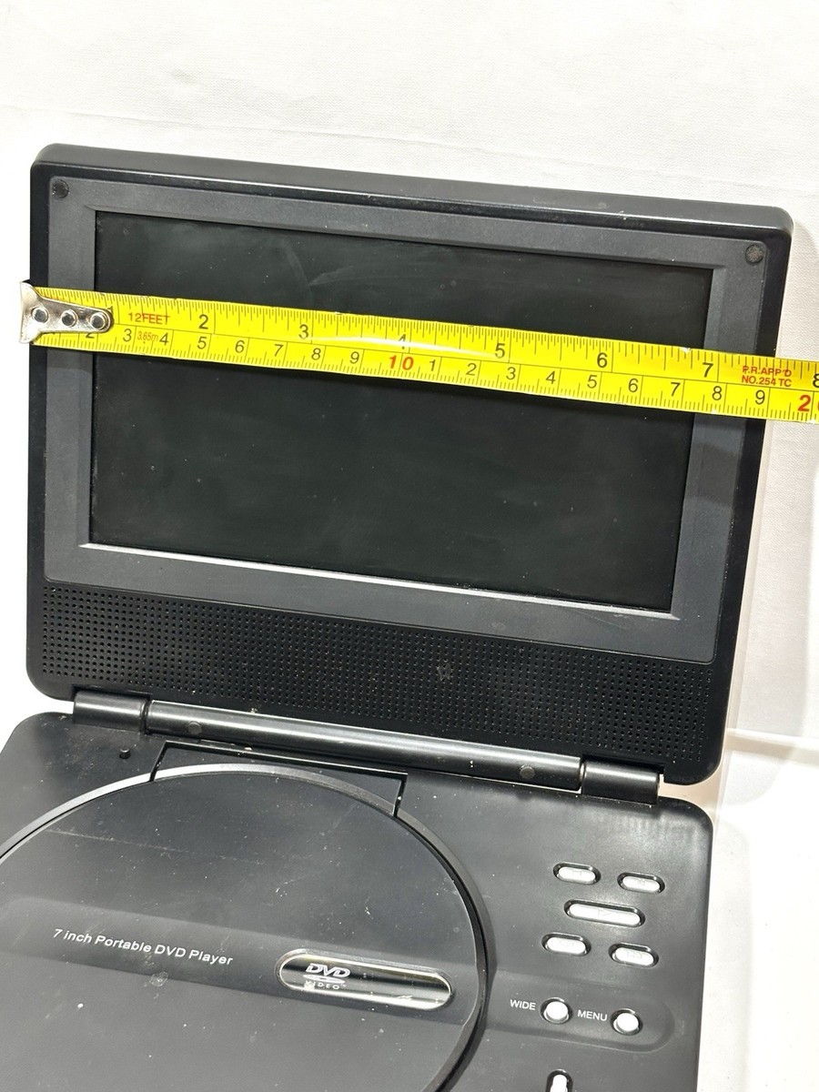 Axion 7” Portable DVD Player (Tested/Working/power Cords/remote