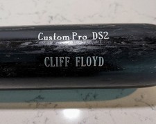 Cliff Floyd Game Used Bat  Old Hickory Pro
