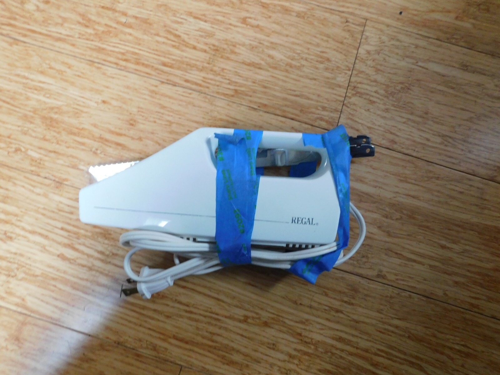 Vintage Regal Electric Knife K382 Serrated Steel Blade USA eBay