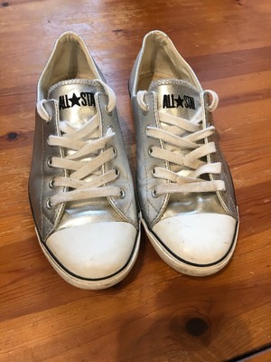 ladies silver leather converse