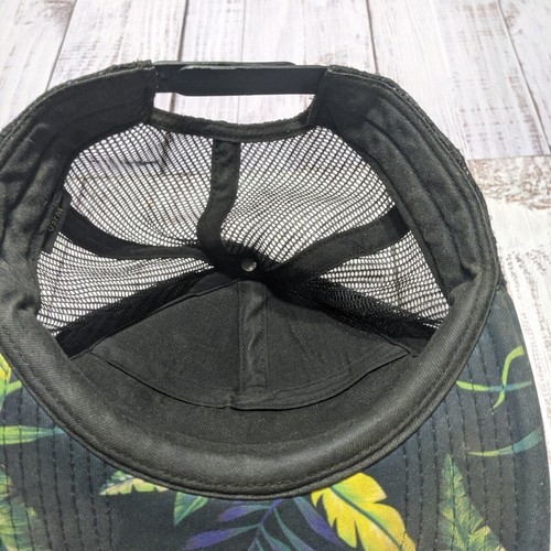 Quiksilver 5 Panel Snapback Mesh Back Baseball Cap Hat Adjustable - Picture 12 of 12