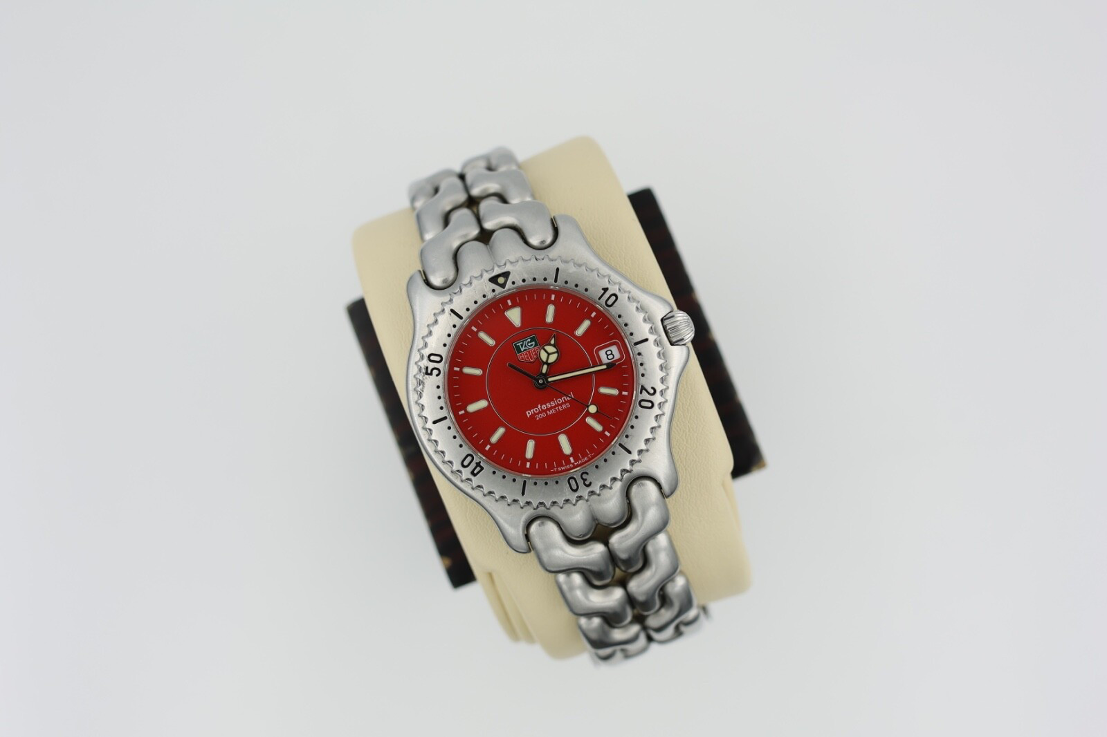 Tag Heuer WG111C.BA0473 Mens SEL Series Professional Watch Red Silver Link Sport