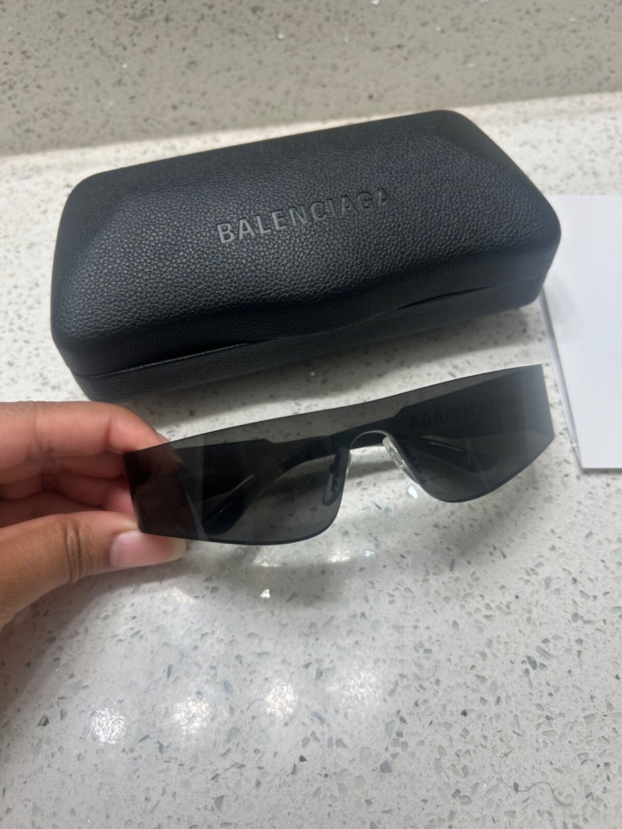 BALENCIAGA MONO RECTANGLE SUNGLASSES BLACK NYLON UNISEX NEW BALENCIAGA MONO RECTANGLE SUNGLASSES BLACK NYLON UNISEX NEW